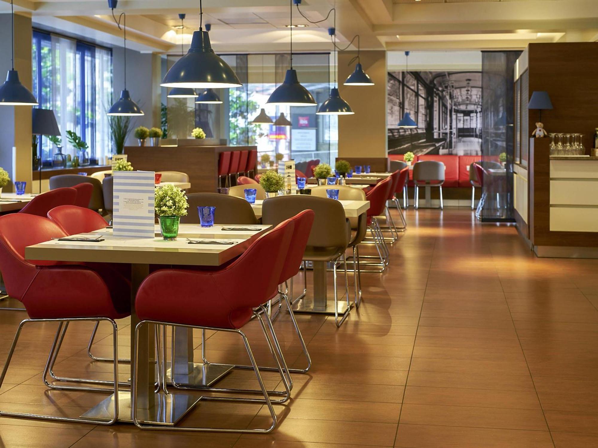 Ibis Milano Centro, Milan